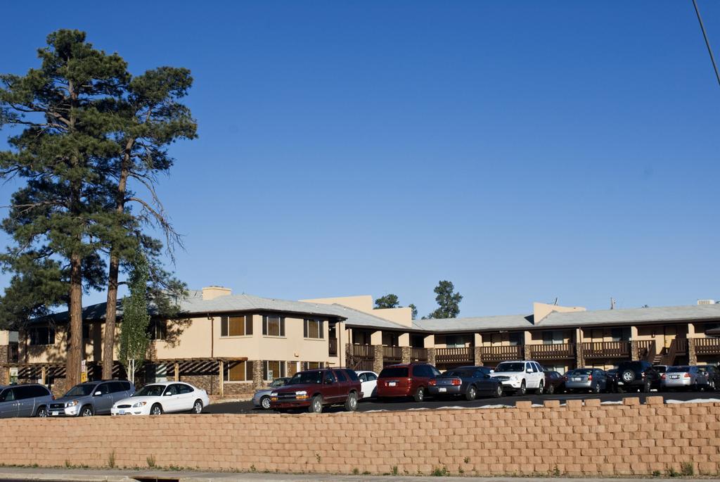 Red Feather Lodge/Hotel Grand Canyon Exterior photo